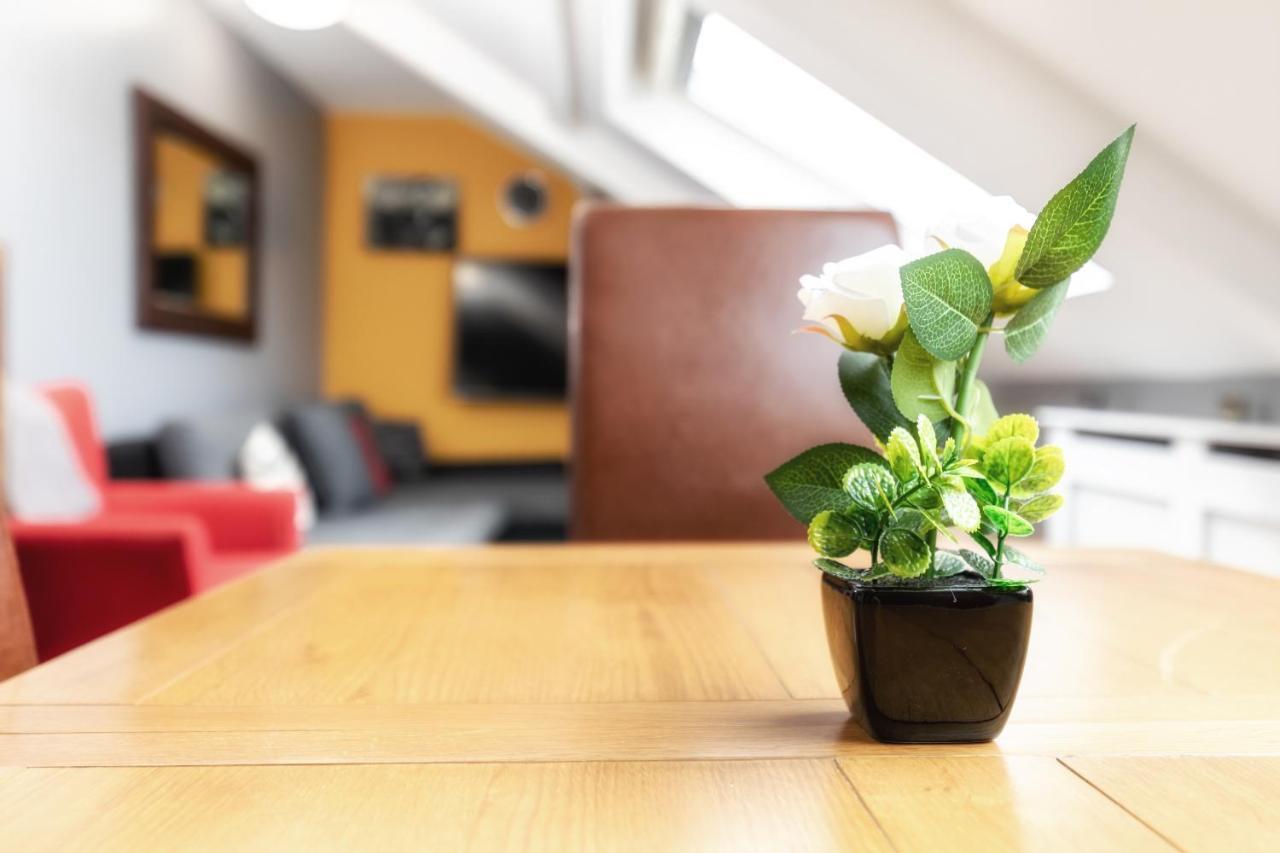 Sunderland City Centre Apartments Free Parking And Wi-Fi Exterior photo