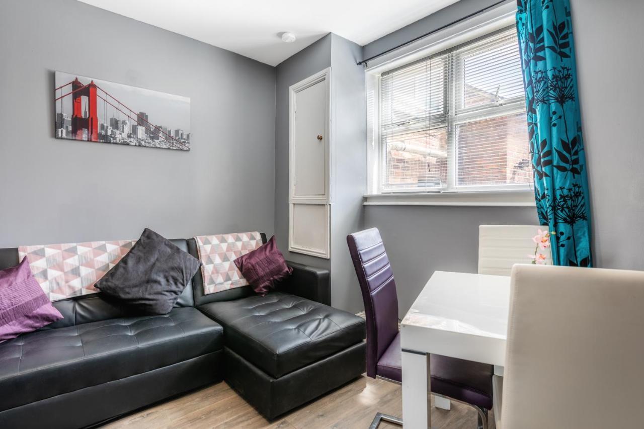 Sunderland City Centre Apartments Free Parking And Wi-Fi Exterior photo