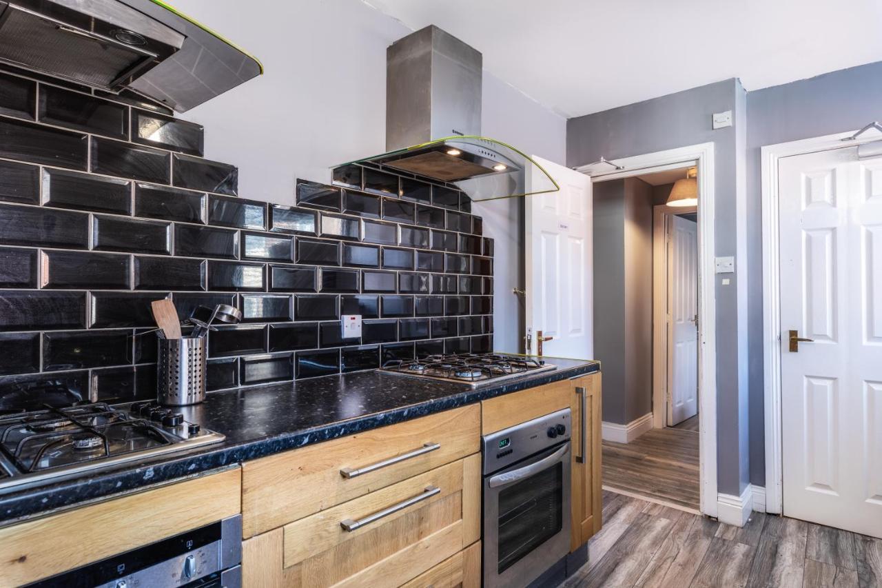 Sunderland City Centre Apartments Free Parking And Wi-Fi Exterior photo